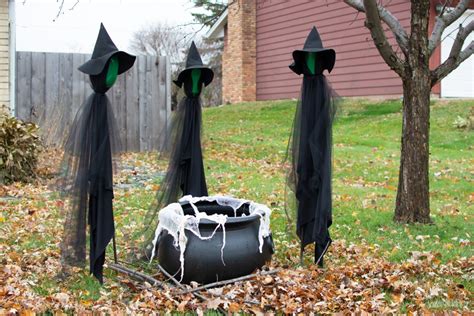 Halloween witch stakes centerpiece